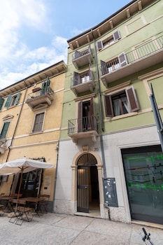 Residenza Marconi 1,,4 star