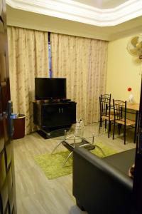 new avon apartments
