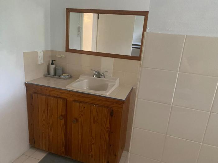 immaculate 3 bed villa overlooking admiralty bay