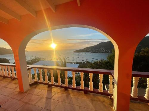 immaculate 3 bed villa overlooking admiralty bay