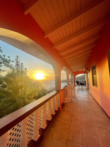 immaculate 3 bed villa overlooking admiralty bay