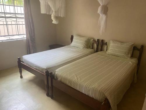 immaculate 3 bed villa overlooking admiralty bay