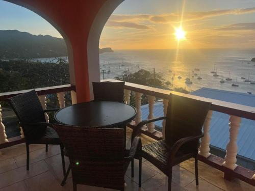 immaculate 3 bed villa overlooking admiralty bay