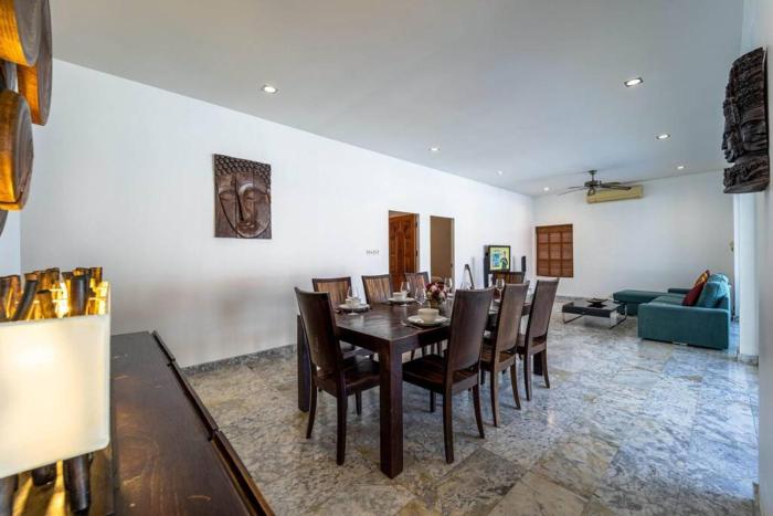 private 4 bedroom pool villa ng411