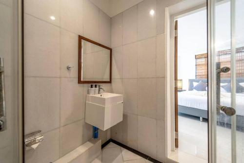 private 4 bedroom pool villa ng411