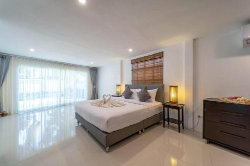 private 4 bedroom pool villa ng411