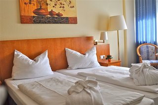 Savoy Hotel Frankfurt,Frankfurt>>Bahnhofsviertel,4 star