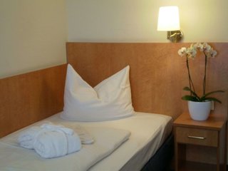 Savoy Hotel Frankfurt,Frankfurt>>Bahnhofsviertel,4 star
