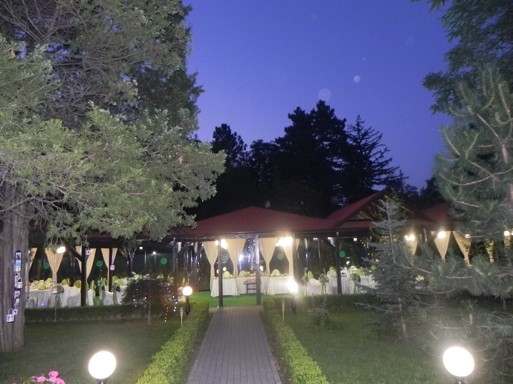 hotel baneasa parc