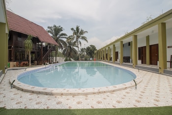 collection o bwalk hotel malang