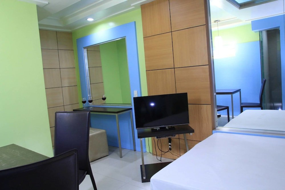 one serenata hotel bacoor