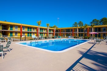 clarion inn columbia airport