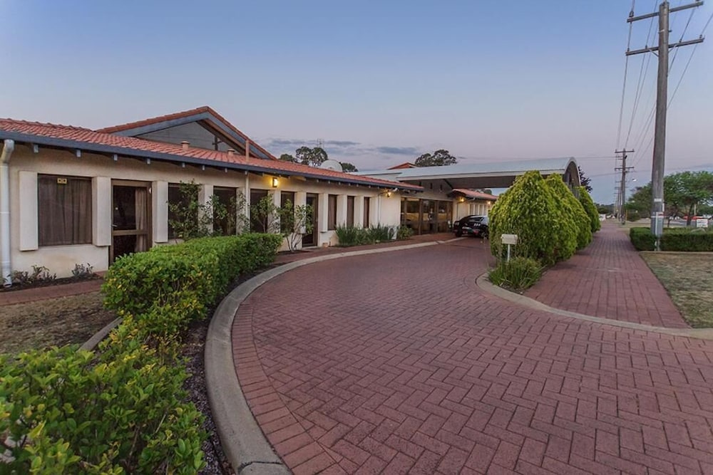 banksia motel collie