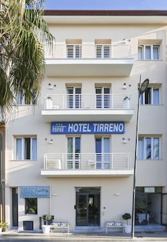 hotel nuovo tirreno