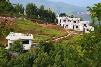 naikap village resort