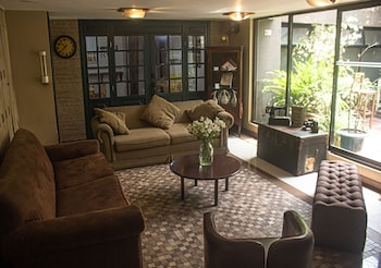 filatelia suites and travel