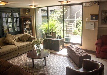 filatelia suites and travel