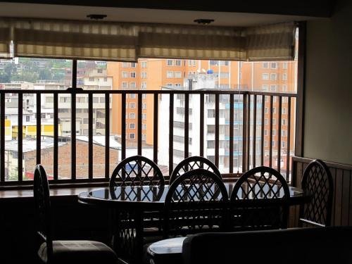 filatelia suites and travel