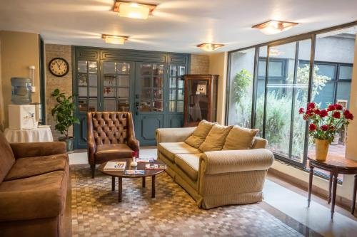 filatelia suites and travel