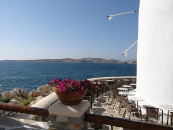 paros