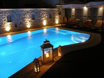 paros