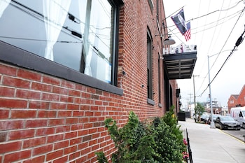 henry norman hotel