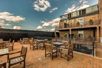 henry norman hotel