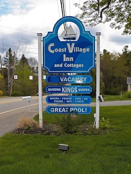 coast village inn and cottages
