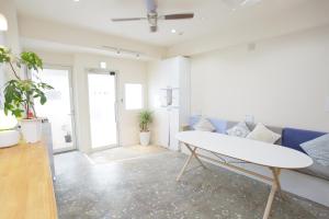 casa blanca guesthouse hostel