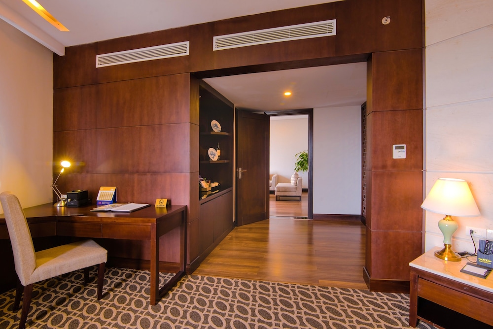 minh toan galaxy hotel