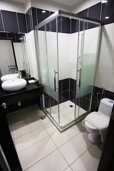 putatan platinum hotel