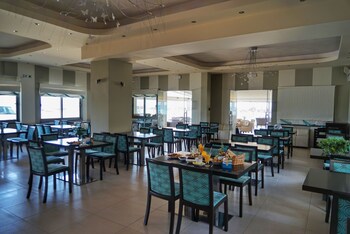 Kokoni Beach Hotel,Gortynia>>Corinth,2 star