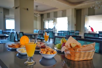 Kokoni Beach Hotel,Gortynia>>Corinth,2 star