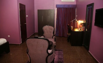 ellis suites limited