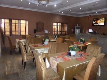 ellis suites limited