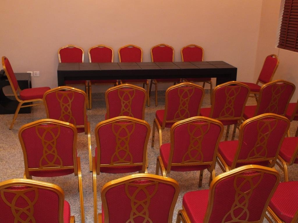 ellis suites limited