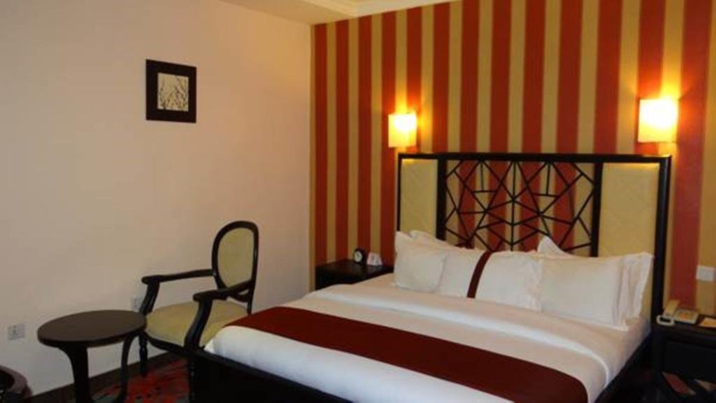 ellis suites limited