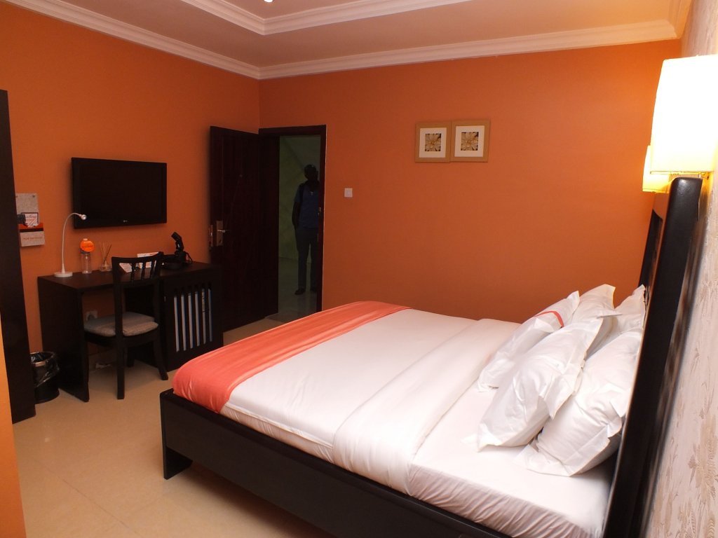 Ellis Suites Limited,Ikeja>>Agege,3 star
