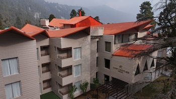 hotel arif castle