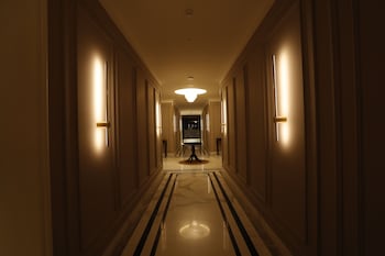 Hotel Arif Castle,,4 star