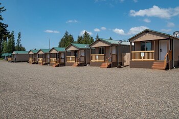 far west rv park and cabins