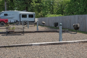 far west rv park and cabins