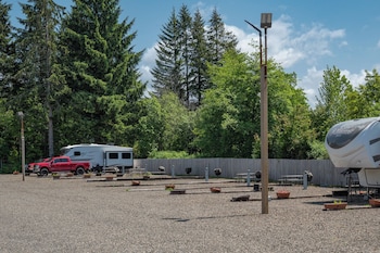 far west rv park and cabins