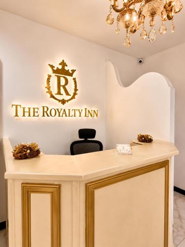 hotel the royalty inn