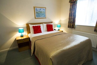 flexistay reading west aparthotel