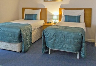 flexistay reading west aparthotel