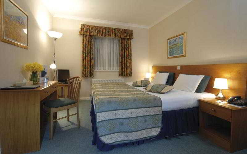 flexistay reading west aparthotel