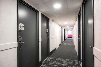 bandb hotel rosny sous bois paris est