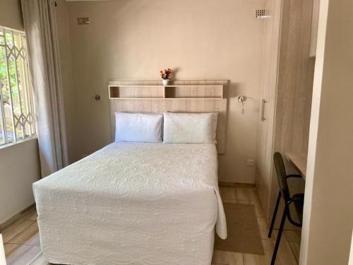 2 bedroomed apartment with en suite and kitchenette 2067