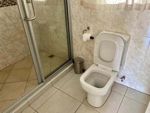 2 bedroomed apartment with en suite and kitchenette 2067